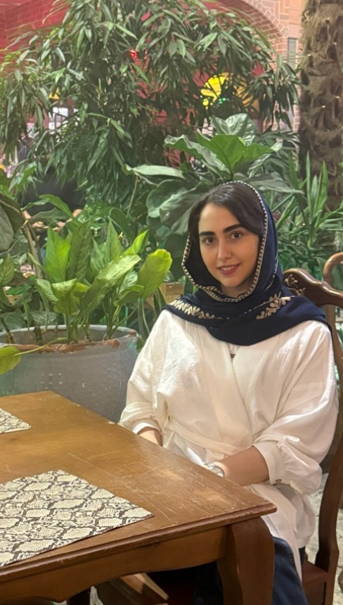 /MahlaAlipour